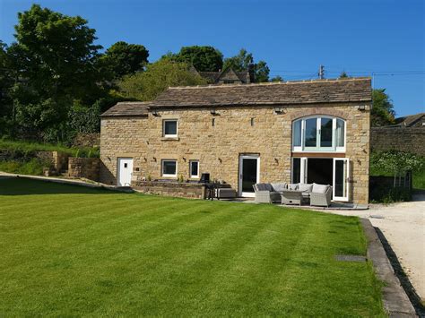 Green Barn, Oughtibridge - Sheffield - England : Hot Tub Getaways, Hot Tub Cottages, Hot Tub ...