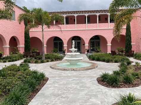 THE HACIENDA - Updated 2024 Prices & Hotel Reviews (New Port Richey, FL)