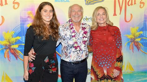 Jimmy Buffett's daughter Delaney posts touching tribute: 'My dad was the joy he sang about ...