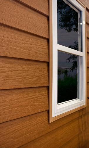 Vinyl siding that looks like cedar | House siding, House exterior ...