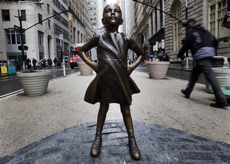 What This Artist Got Wrong About the Fearless Girl Statue | Architectural Digest