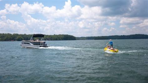 Lake Blue Ridge Marina - Boat Rentals, Fishing, Wet Slip, Bar & Grill