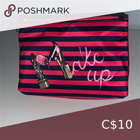 Makeup Bag💋 in 2020 | Makeup bag, Target makeup, Makeup tools brushes