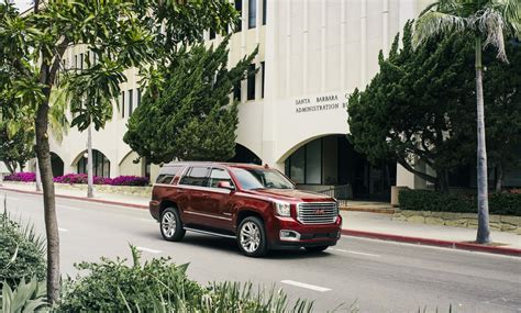 GMC Launches Chrome-Happy Yukon SLT Premium Edition | Carscoops