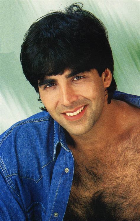 Shirtless Bollywood Men: Akshay Kumar