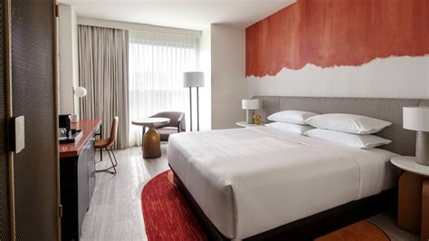 Atlanta Hotel Rooms & Suites | Hyatt Centric Buckhead Atlanta