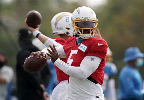 Houston Texans: Tyrod Taylor leading the first-team offense at camp