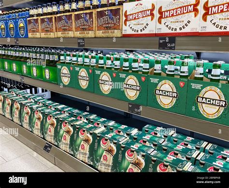 Orlando, FL/USA-5/16/20: A display of 6 packs craft beer at an Aldi ...