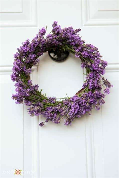 DIY Lavender Wreath - Garden Therapy