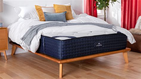 What’s the best hybrid mattress in 2024? I’m a sleep coach and these ...