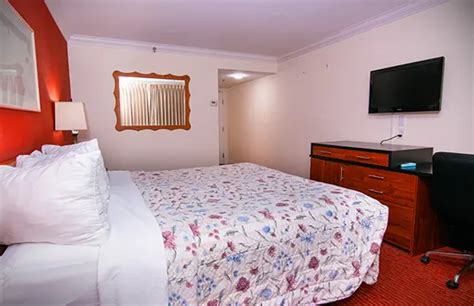 Tonopah Station | Luxury Rooms and Suites