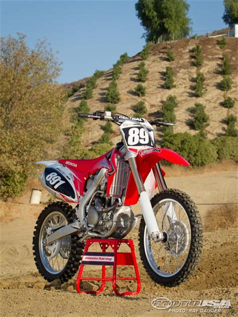 2012 Honda CRF250R Specs and Photos | Super & Heavy Bikes