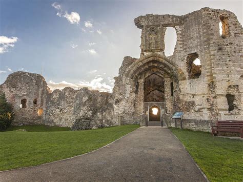 Denbigh Castle (Cadw) | Croeso Cymru