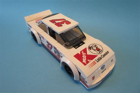 LEGO NASCAR MOCs – How to build it