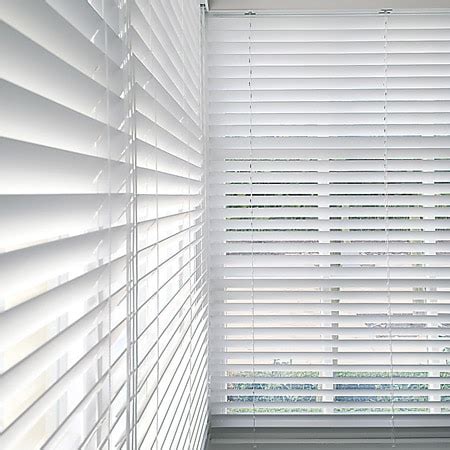 Venetian blinds for square bay windows - Babic Interiors