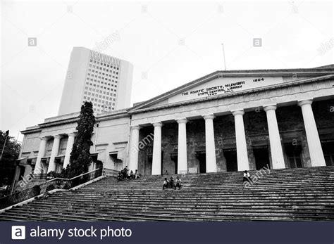 Rbi building mumbai Black and White Stock Photos & Images - Alamy