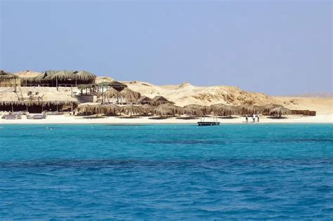 Snorkeling In Hurghada - Islands and Marine Life - Snorkel Planet