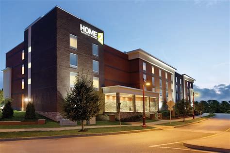 Hotels in Cranberry Twp, PA - Find Hotels - Hilton