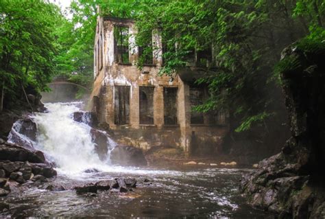 6 Beautiful Gatineau Park Trails to Hike this Summer - Nina Near and Far