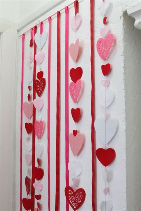 40 Adorable Red Valentine's Day Decor Ideas