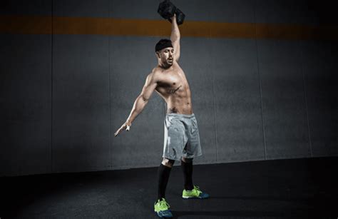 How To Master The Kettlebell Snatch (2023) - BoxLife Magazine