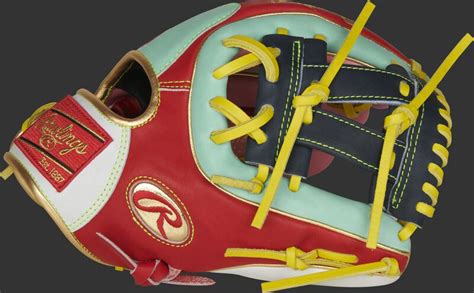 Gameday 57 Series Kolten Wong Heart of The Hide Glove