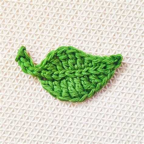 How To Crochet A Leaf Applique Quick and Easy Crochet Pattern – FREE CROCHET PATTERN — Craftorator