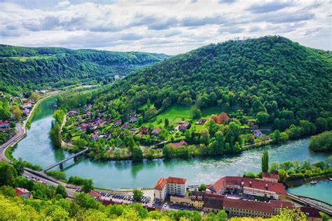 Franche-Comté : villes, que voir, visiter, météo, fromage, histoire, en ce moment - Guide de la ...