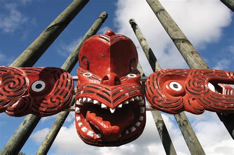 Traditional Maori carving, New Zealand. Photo by Marek Slusarczyk ...