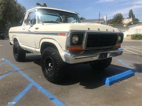 Beautiful 1978 Ford Bronco Custom for sale