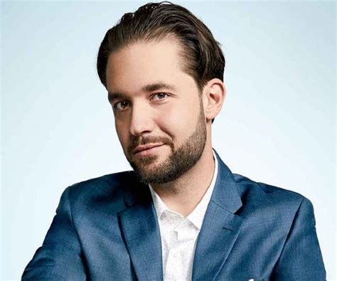 Alexis Ohanian Biography - Facts, Childhood, Family Life & Achievements