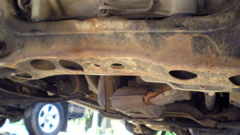 5 Symptoms of Car Frame Damage (and Repair Cost in 2024)