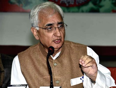 Salman Khurshid attacks critics in Congress