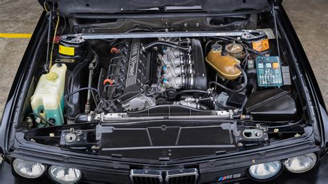 E28 BMW M5: The Family-Hauling Sedan With M1-Derived Power - autoevolution