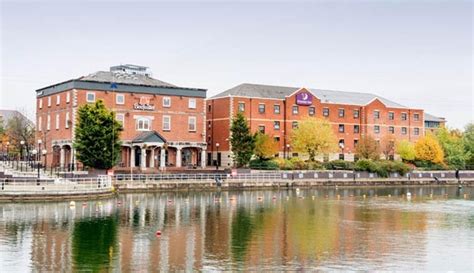 Premier Inn Manchester Salford Quays Media City - Hotels in Salford M50 3SQ - 192.com