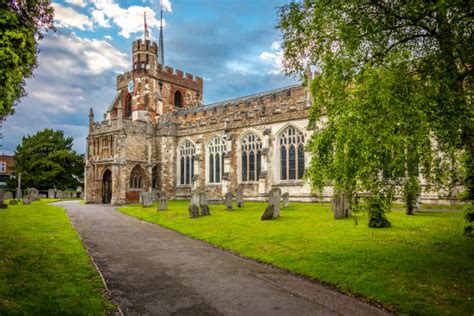 Hitchin Foto Foto Foto Stok, Potret & Gambar Bebas Royalti - iStock