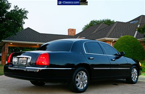 Find used 2003 Lincoln Town Car Cartier - Show Condition in Carrollton ...