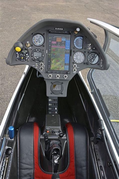 Flight simulator cockpit, Aircraft design, Flight simulator