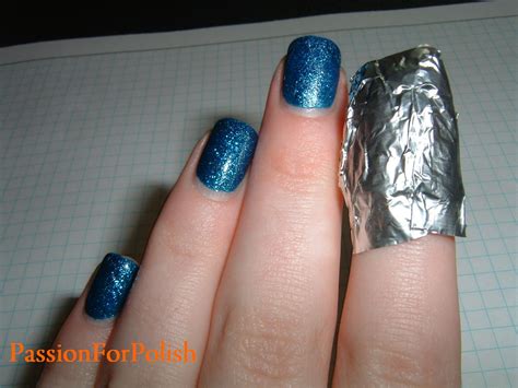 PassionForPolish: How To: The Foil Method