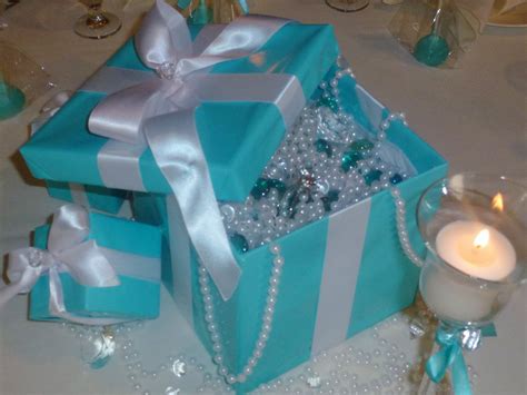 Tiffany Blue Box Centerpieces | Бирюзовый цвет, Цветы