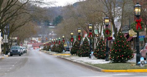 Christmas in Downtown Wellsboro, PA | Sherrie | Flickr