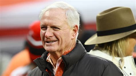 Report: Browns owner in talks to buy stake in NBA team | Yardbarker