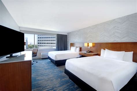 DoubleTree by Hilton LAX El Segundo El Segundo | Bookonline.com