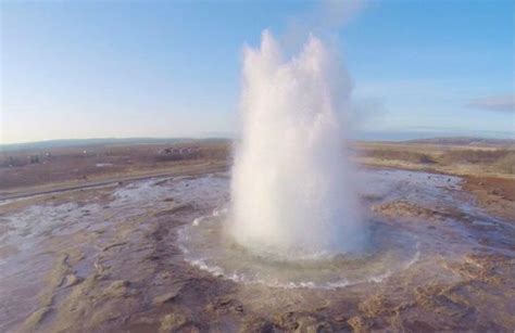 The Great Geysir erupts in Iceland - Strange Sounds