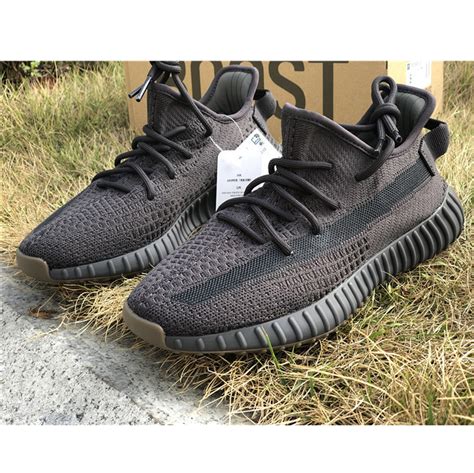 where to buy the best stockX UA High quality replica kanye west x ...