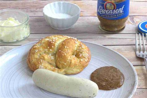 Eating "Weißwurst" the right way | My German Recipes