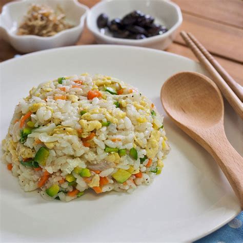 Egg Fried Rice Recipe: Egg Fried Rice Restaurant Style | Spicy Egg Fried Rice in Chinese Style