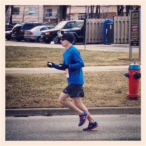 The Bloggling Joggler: Chilly-Half Marathon 'Official' Joggling Record: 1:24:33