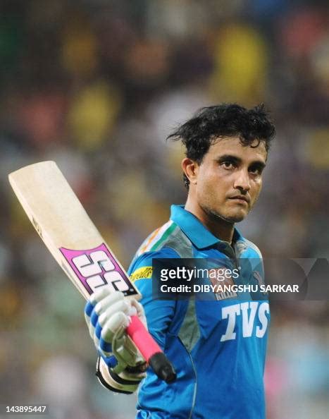 Pune Warriors India captain Sourav Ganguly acknowledges the crowd as ...