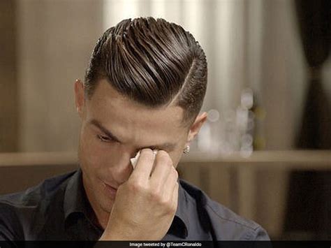 Cristiano Ronaldo In Tears After Seeing Interview Of Father Who Died 14 Years Ago. Watch ...